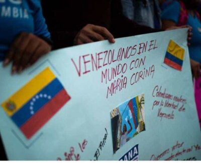 Venezolanos en Colombia denuncian trabas para inscribirse en Registro Electoral. La diáspora venezolana en Colombia protestó este miércoles