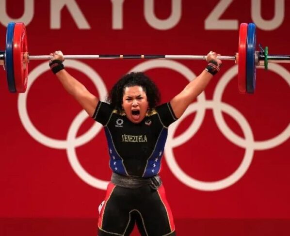 Será en la cita de París la primera pesista venezolana que ha participado en tres Juegos Olímpicos.