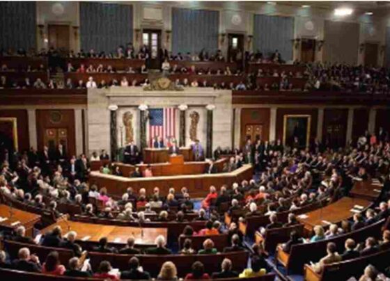 Senado norteamericano investiga sobre Síndrome de La Habana. En 2016, el personal de la Embajada de Estados Unidos en la Habana, Cuba, reportó que empezó a oír sonidos agudos punzantes, que desencadenaban migrañas y sangrado nasal