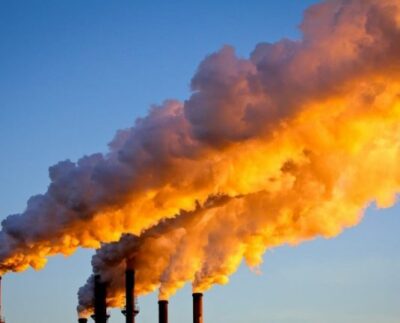 Uno de los desafíos actuales más importantes es reducir el CO2 de la atmósfera en el orden de decenas de gigatoneladas anuales para el año 2100.