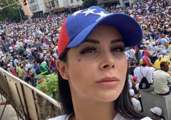 La venezolana, modelo e "influencer" de 35 años de edad, es pareja de uno de los dos sospechosos de ser autores materiales del crimen.