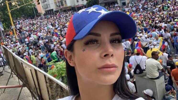 La venezolana, modelo e "influencer" de 35 años de edad, es pareja de uno de los dos sospechosos de ser autores materiales del crimen.