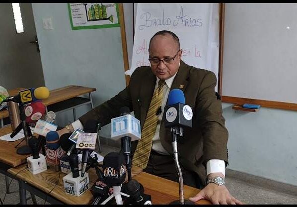 , el programa Martes Nutritivo que se desarrollará en las escuelas públicas, con un esfuerzo propio de nutricionistas, médicos y pediatras que merece ser apoyado desde distintos niveles