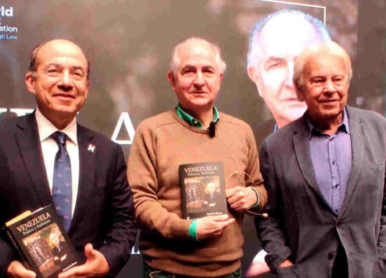 “Venezuela, Política y Ambiente” la nueva obra literaria del exalcalde metropolitano de Caracas fue presentada en la sede de la Asociación Mundial de Juristas, en Madrid.