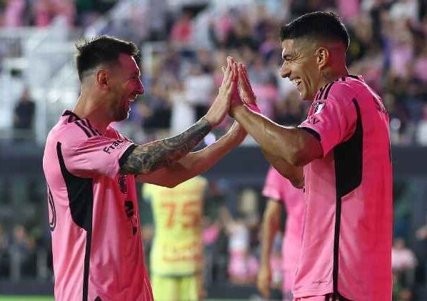 Lionel Messi fue el amo y señor en la goleada del Inter Miami frente al New York Red Bulls por 6-2 para hacer delirar a los fanáticos.