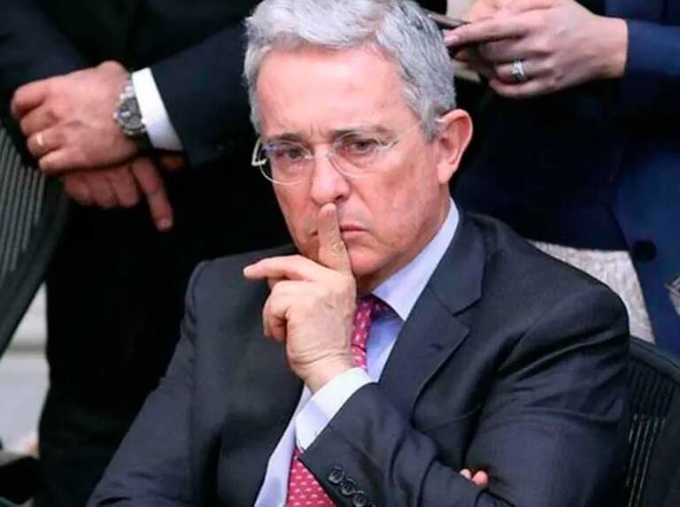 Comienza en Colombia juicio contra Álvaro Uribe Vélez