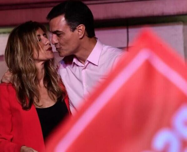 España retiró embajadora