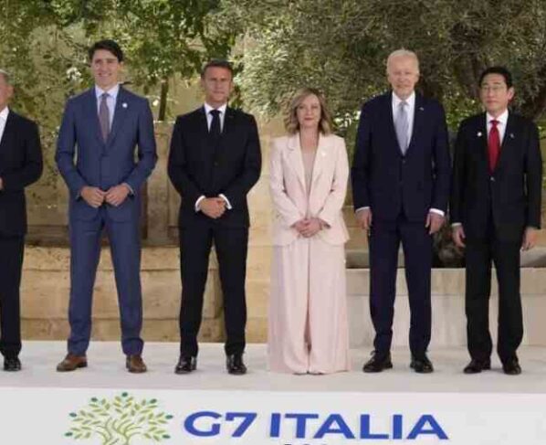 G7