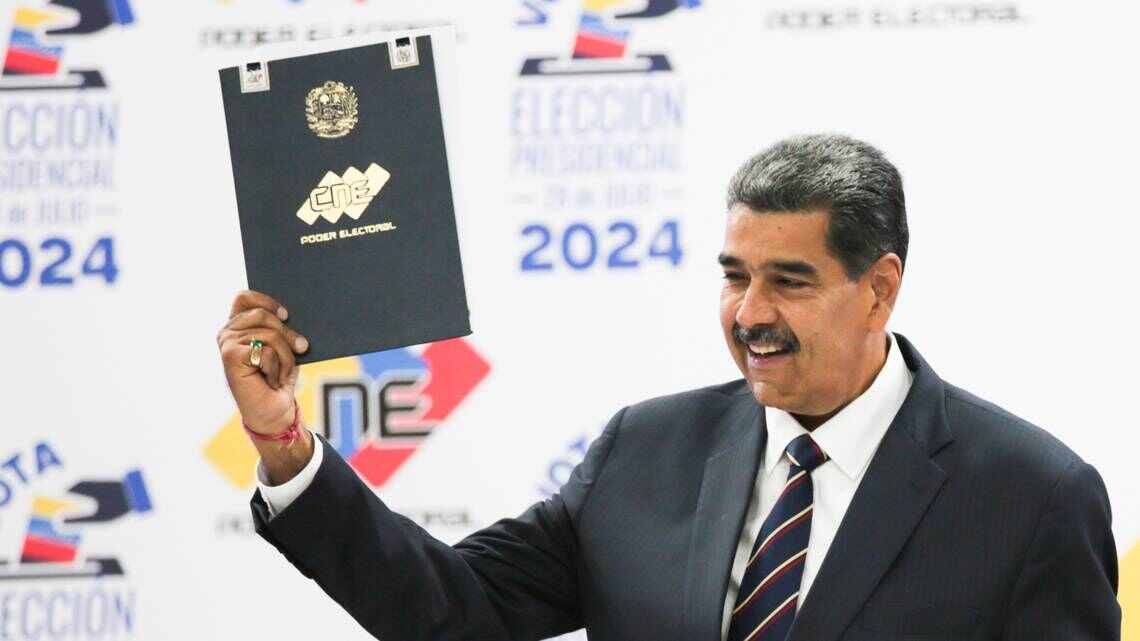 Senadores de EEUU piden aumentar recompensa por Maduro a $100 millones