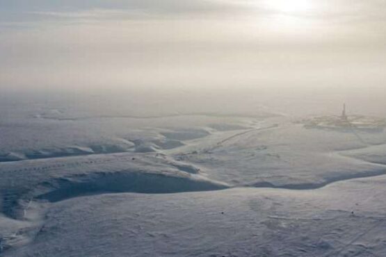 Rusia descubre un gran yacimiento de petróleo en el Ártico
