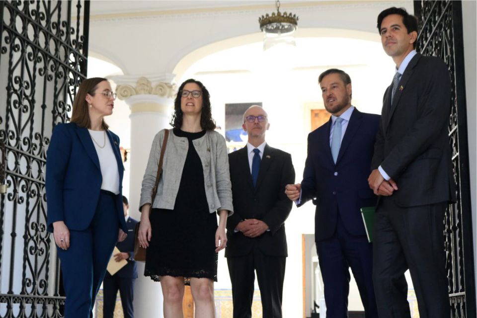 Funcionarias británicas visitan a Venezuela para explorar oportunidades de crecimiento»