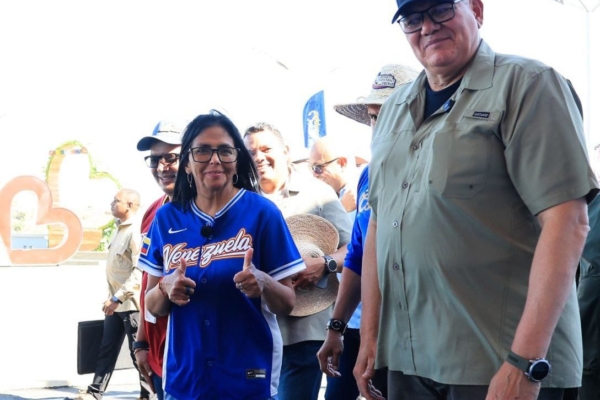 Delcy Rodríguez anuncia ingreso de 300 millones de dólares al Fondo de Protección Social por venta de fueloil