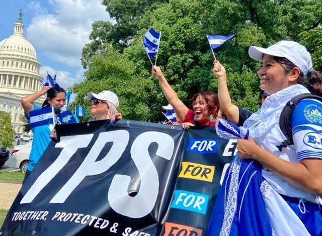 Corte Suprema de EE.UU. analiza la cancelación del TPS