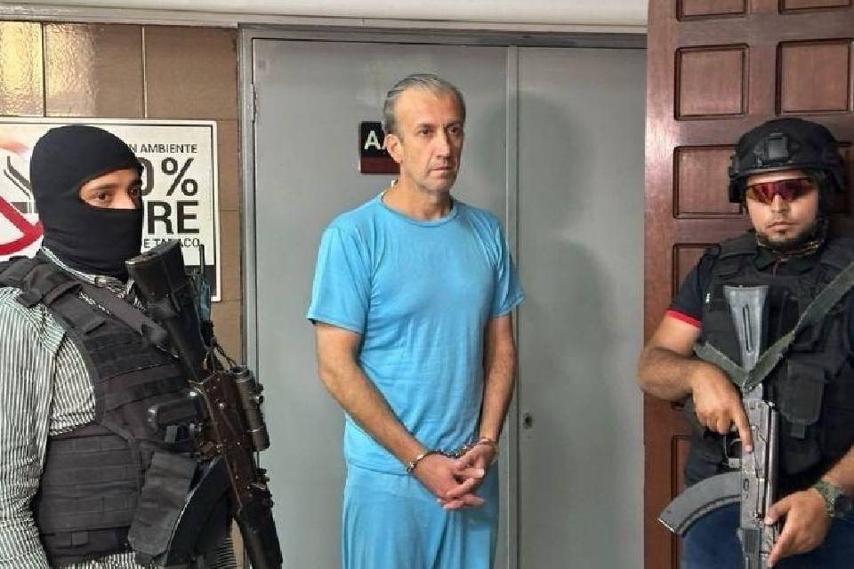 El Aissami contraría la tesis de «suicidio» en juicio donde imponen a fiscal recusado
