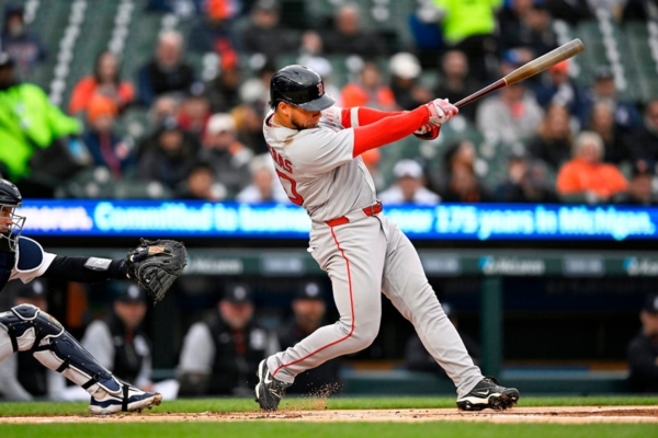 Willson Contreras comanda legión criolla con su poder en Boston
