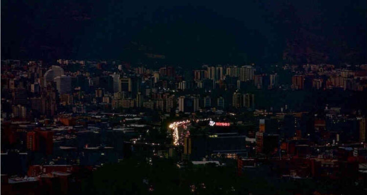 Estamos en pleno pase de rayos solares perpendiculares y no aguantamos más apagones en Venezuela