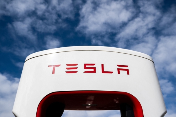 Tesla llama a revisión a millones de sus vehículos en China por preocupaciones de seguridad